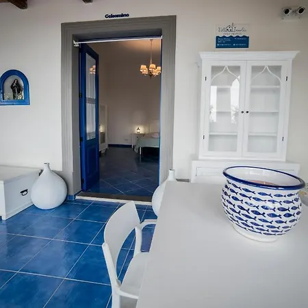 Insolia 3* Santa Marina Salina